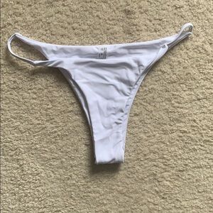 White cheeky bikini bottoms size small